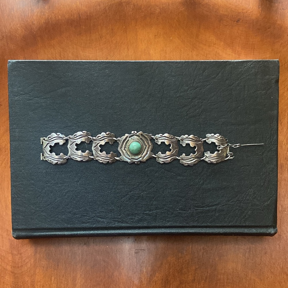 Vintage Taxco 980 Sterling Silver Bracelet with Turquoise Cabochon - Picture 2 of 11